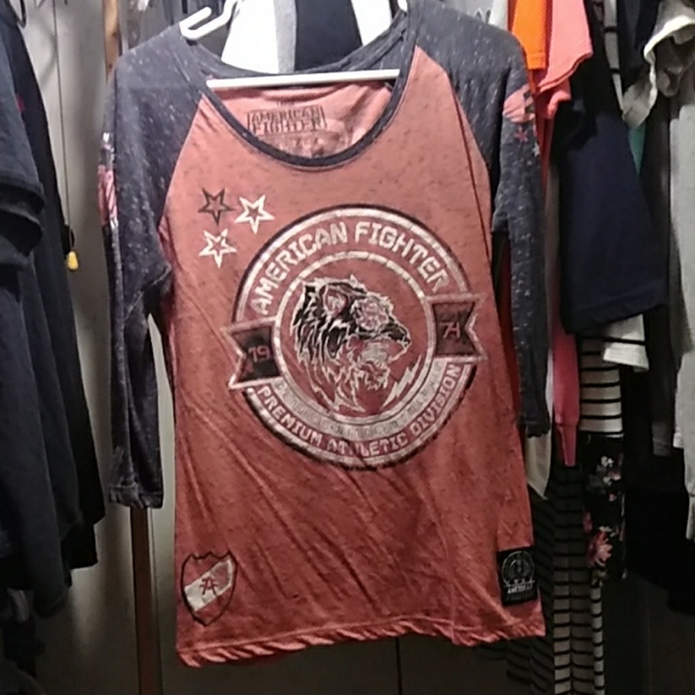 Large American Fighter shirt
